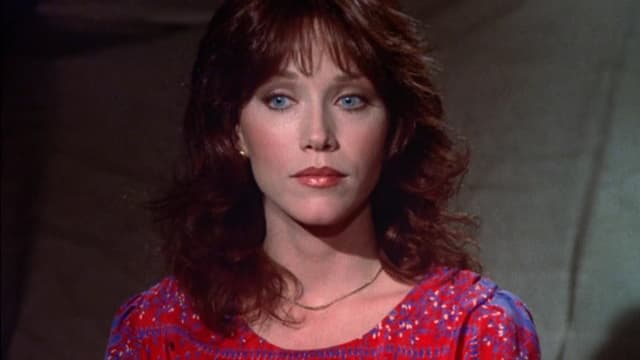 S05:E15 - The Ghost's Story / The Spoilers