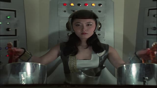 S01:E05 - Mimi Cries: The Deadly Poison Cobra Bullet Hits Retsu