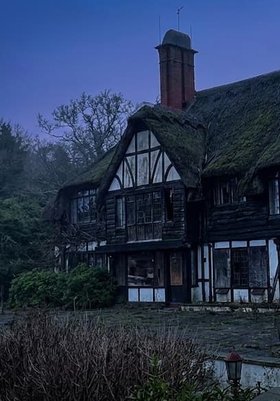 S01:E10 - Inside a £10 Million Abandoned Tudor Mansion poster