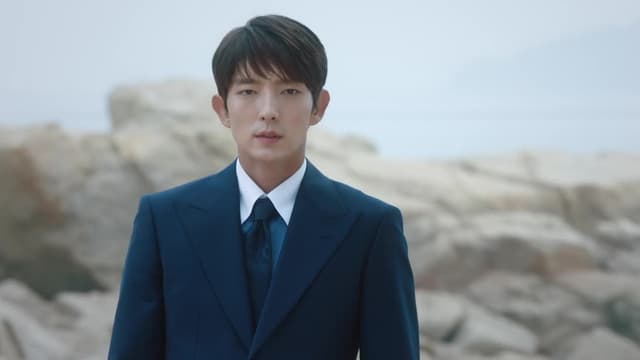 S01:E12 - Episode 12