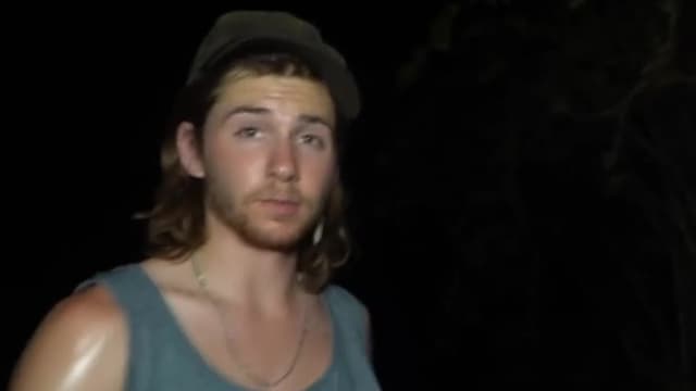 S07:E01 - Locked in a Haunted Prison Cell