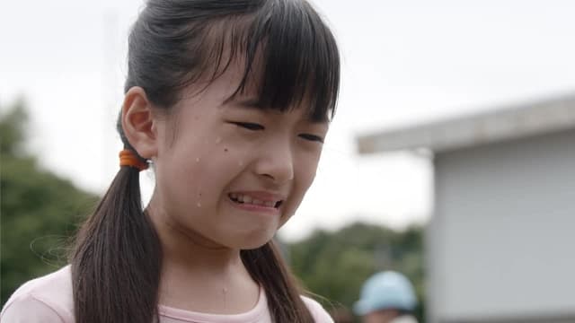 S01:E01 - Here Comes an Alien