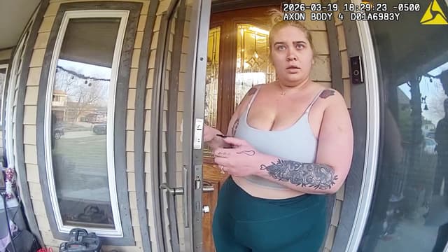 T01:C20 - S01:E20 - Teacher Told Student She Loved Him: Cops