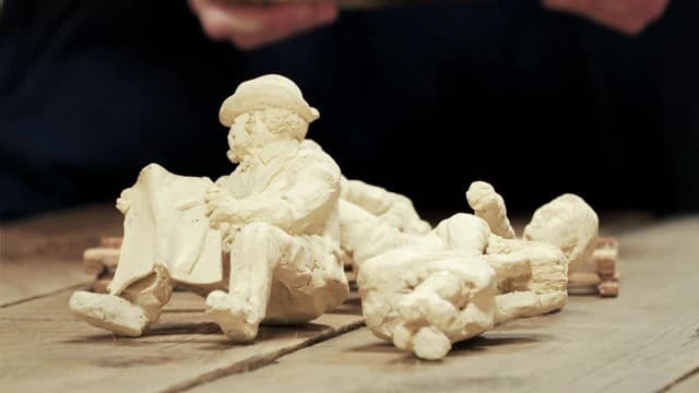 S06:E01 - Andrew's Sculptures, Lawnmower and Garibaldi