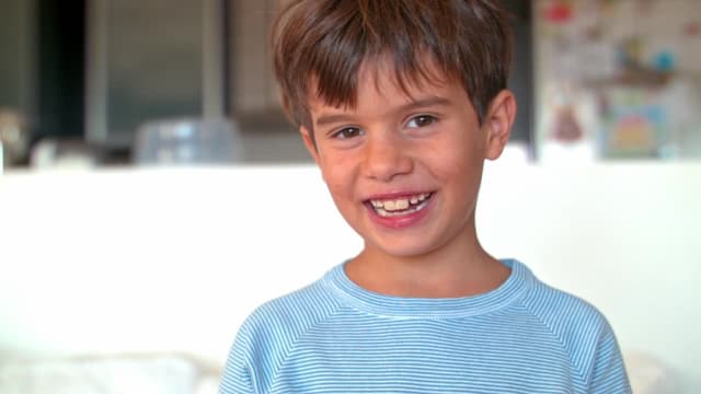 S01:E10 - Dulzura, humor e individualidad