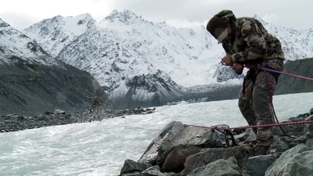 S02:E07 - The Top of the Bottom of the World: New Zealand Thar Part 2