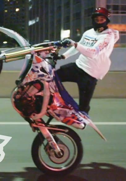 S01:E10 - Meet the Most Infamous Dirt Bike Rider in NYC poster