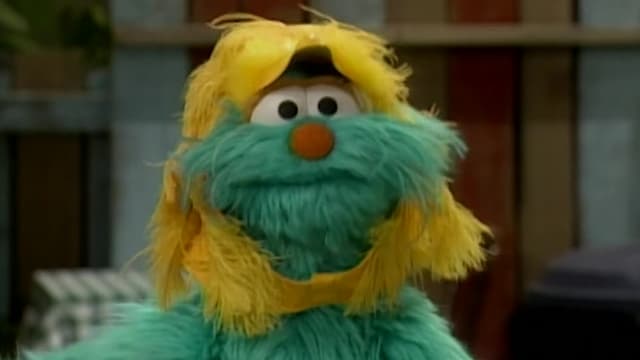 S30:E61 - Rosita Can't Fly