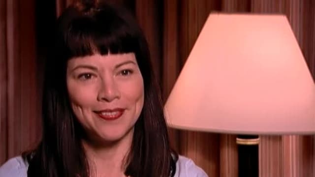 S01:E01 - The Mueller Family, Episode 1