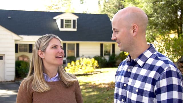 S01:E01 - Choosing Chappaqua & Collingswood’s Calling