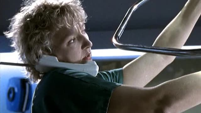 S02:E08 - More Than Meets the Eye