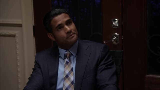 S07:E11 - Power of Attorney