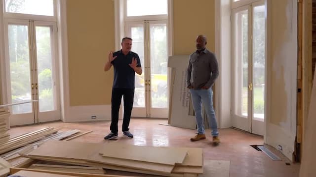 S01:E02 - Sweet Tea & Southern Hospitality