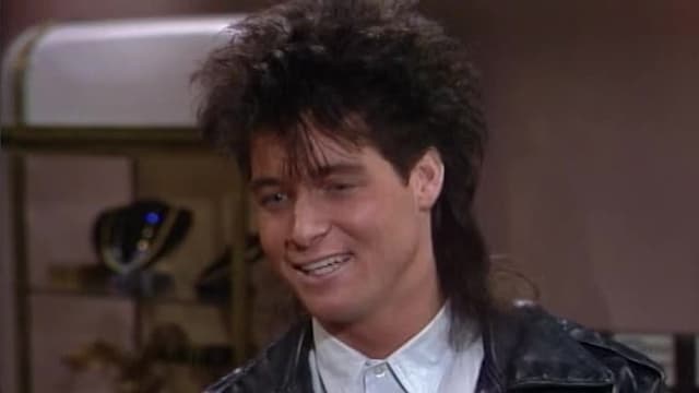 S01:E216 - Episode 216