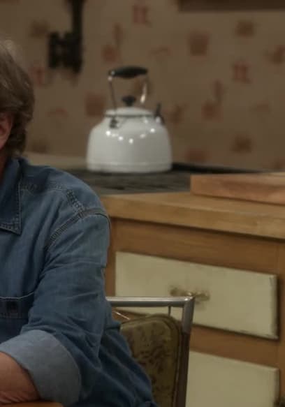 S01:E01 - Keep on Truckin' poster