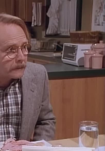 S01:E14 - Chris Wins a Celebrity poster