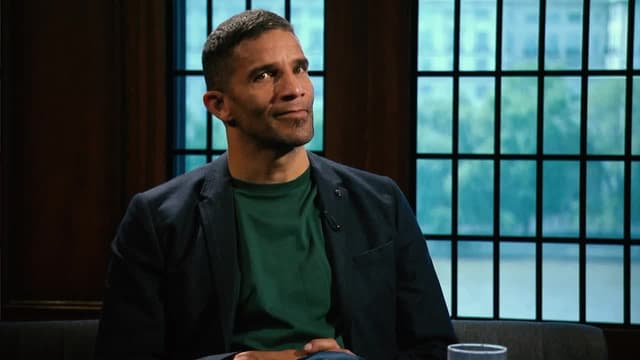 S01:E11 - David James