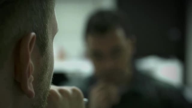 S01:E23 - The Escort Murder