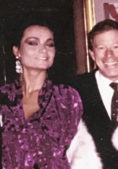 Affiche de S01:E01 - The Playboy Legacy