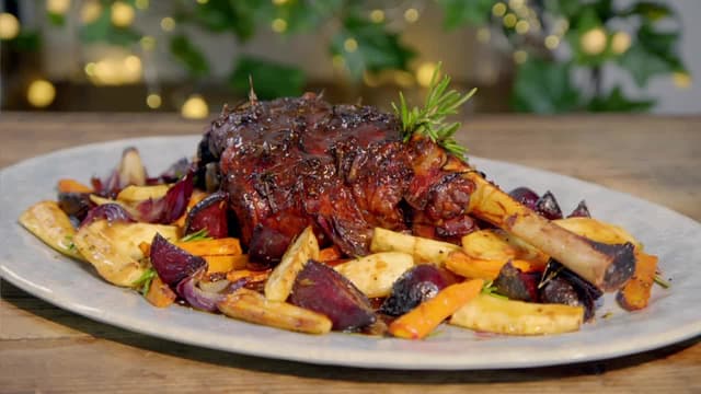 S01:E08 - Lazy Sundays