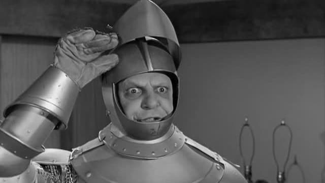 S01:E29 - Morticia's Favorite Charity