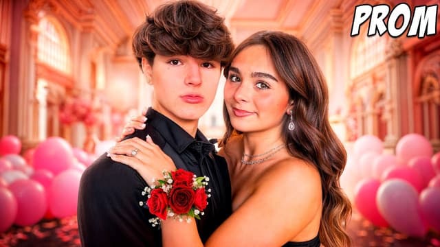 S03:E309 - Our First Prom