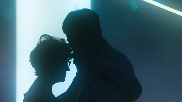 S03:E06 - The Last Tango (Bertrand Gelineau)