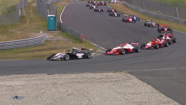 S03:E02 - Zandvoort