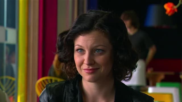 S04:E11 - Trouble