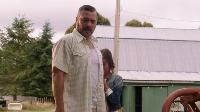 S01:E06 - There's a Lot of Rabid Dogs Out There