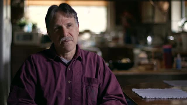 S01:E01 - The Naked Truth