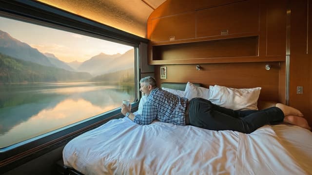 S01:E01 - First Class Train Across Canada