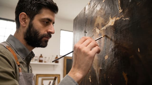 S01:E04 - Saving the Forgotten Paintings