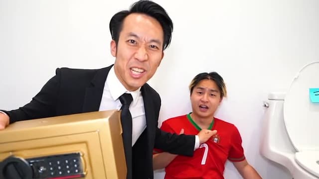 S01:E06 - Escaping Skibidi Toilet and Haunted Clown Hotel