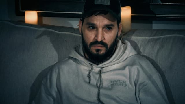 S01:E04 - Overnight in Haunted Queen Mary