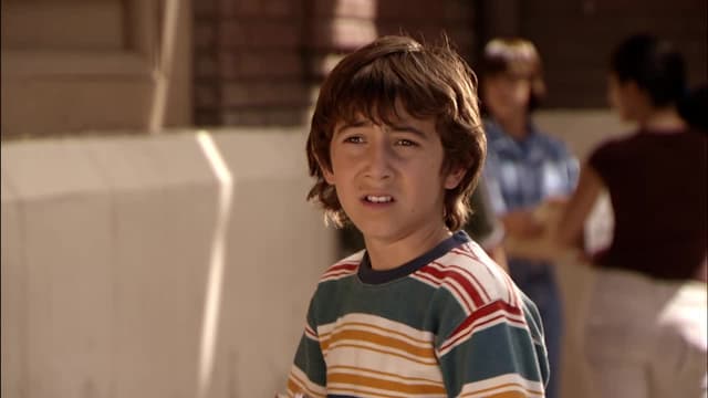 S01:E03 - Everybody Hates Basketball