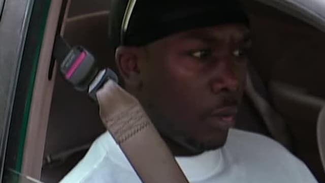 S01:E53 - Smooth Moves