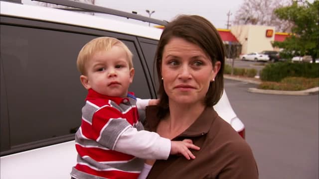 S02:E10 - Elegant Entertaining Space