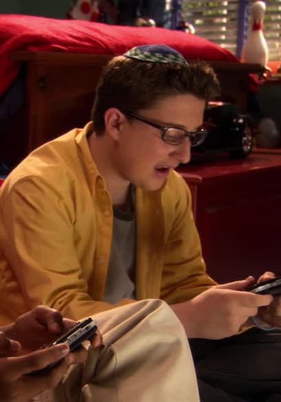 S05:E16 - Bar Mitzvah Crashers poster