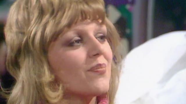 S02:E08 - The Great Frock Robbers