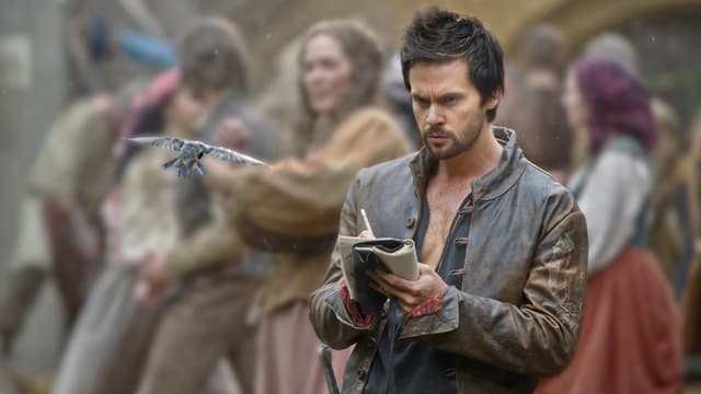 S01:E01 - The Hanged Man