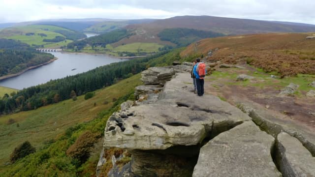 S01:E04 - River Derwent