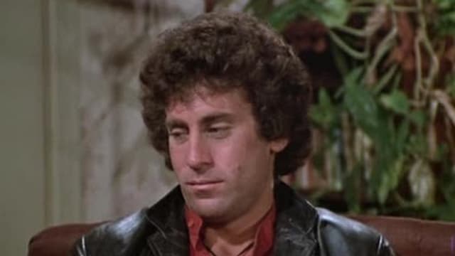 S03:E11 - Collector, The