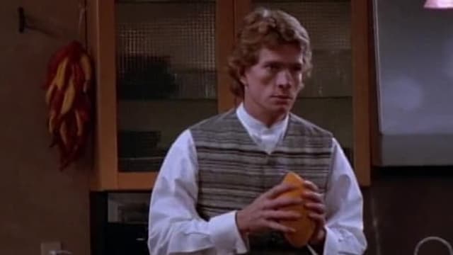 S01:E12 - Threesome