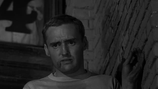 S04:E04 - He's Alive