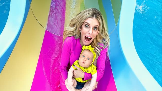 S02:E14 - My Daughter's First Time on Waterslide