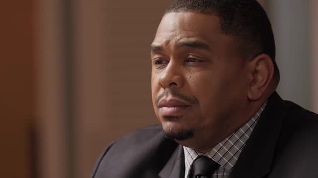 S02:E02 - High-Stakes Homicide