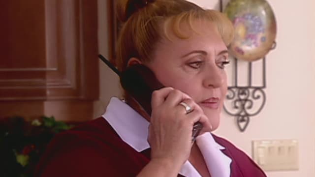 S01:E17 - Collar De Perlas