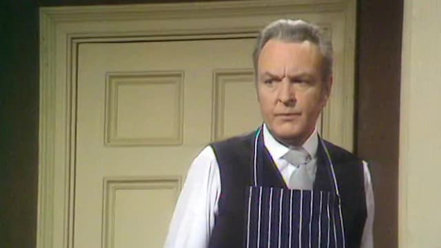 S02:E01 - The Reluctant Traveller