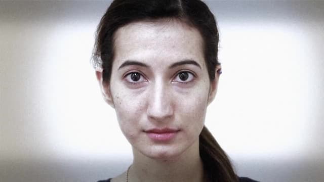 S01:E103 - Hidden in Plain Sight